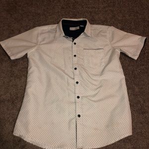 It’s a nice shirt for a picnic